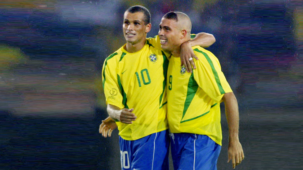 吃年夜饭等 吃年夜饭等